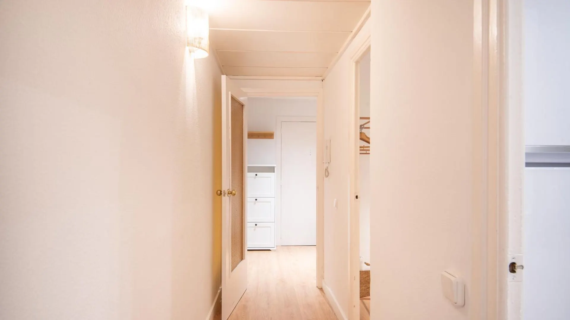 ברצלונה Comfortable Apt For Groups Next To Sagrada Familia